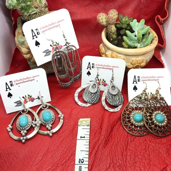 ♾ Western Style Assorted Fashion Jewelry Earrings - Picture 2 of 2